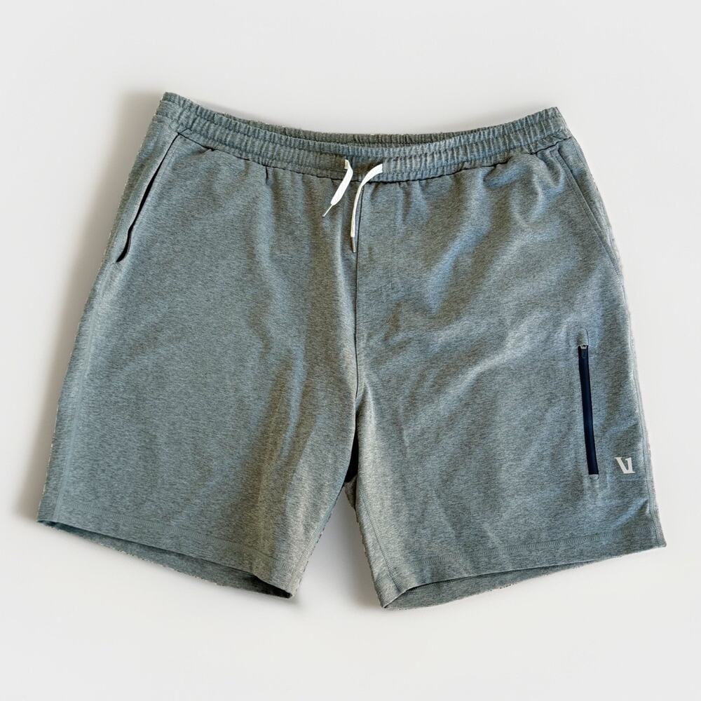 Vuori Sunday Performance Shorts Mens XXL 2XL Green 7 Inseam Elastic Running V381